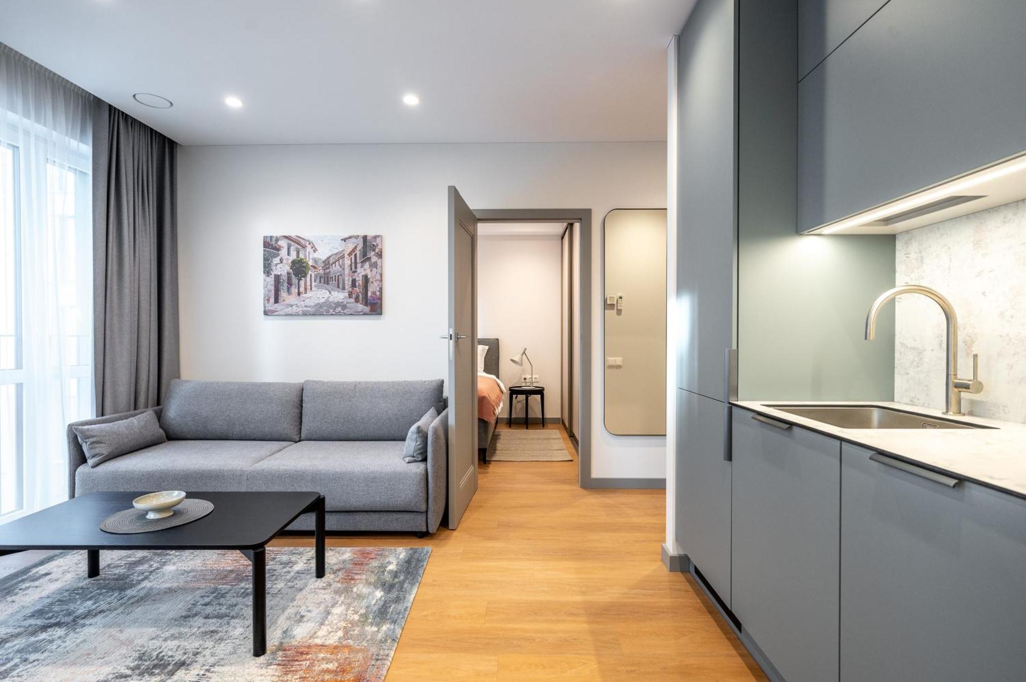 Brand New Downtown By Reside Baltic וילנה